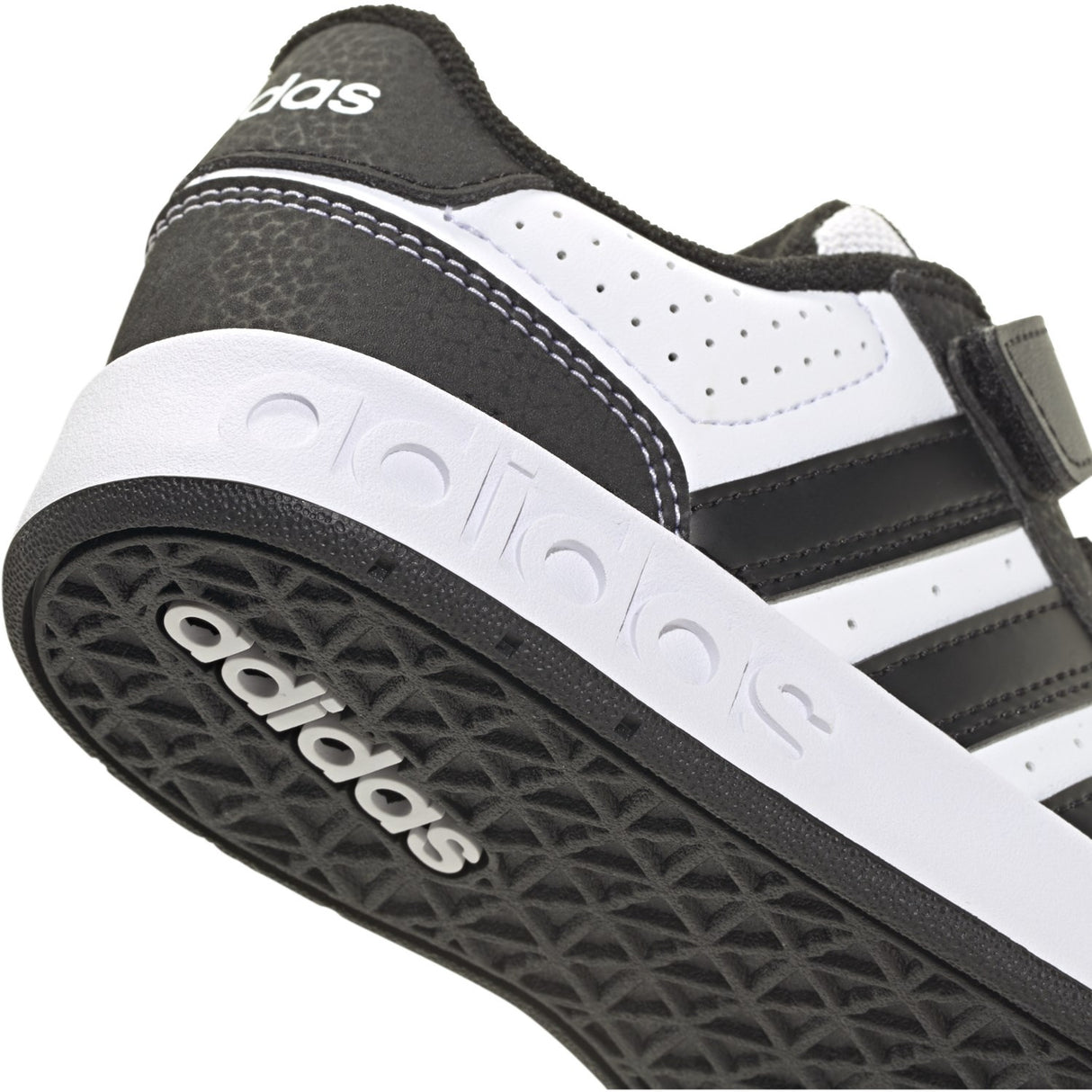 adidas Originals Ftwr White/Core Black/Ftwr White Breakbase C Sneakers