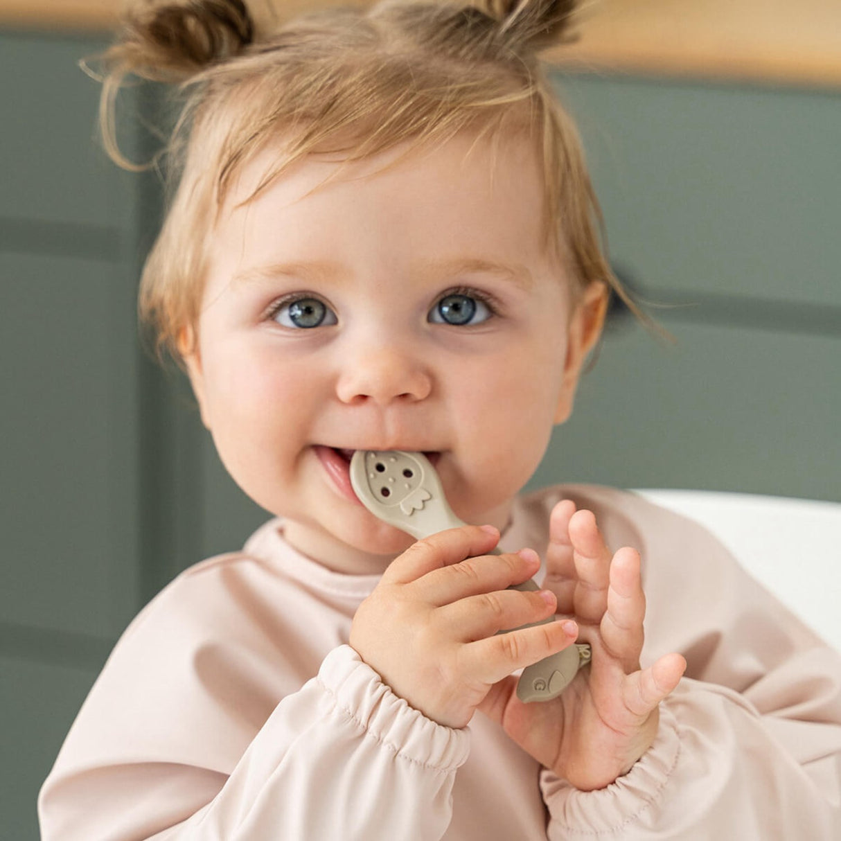 DonebyDeer Sheepy Sand Silikone Stick&Stay Skål & Babyske