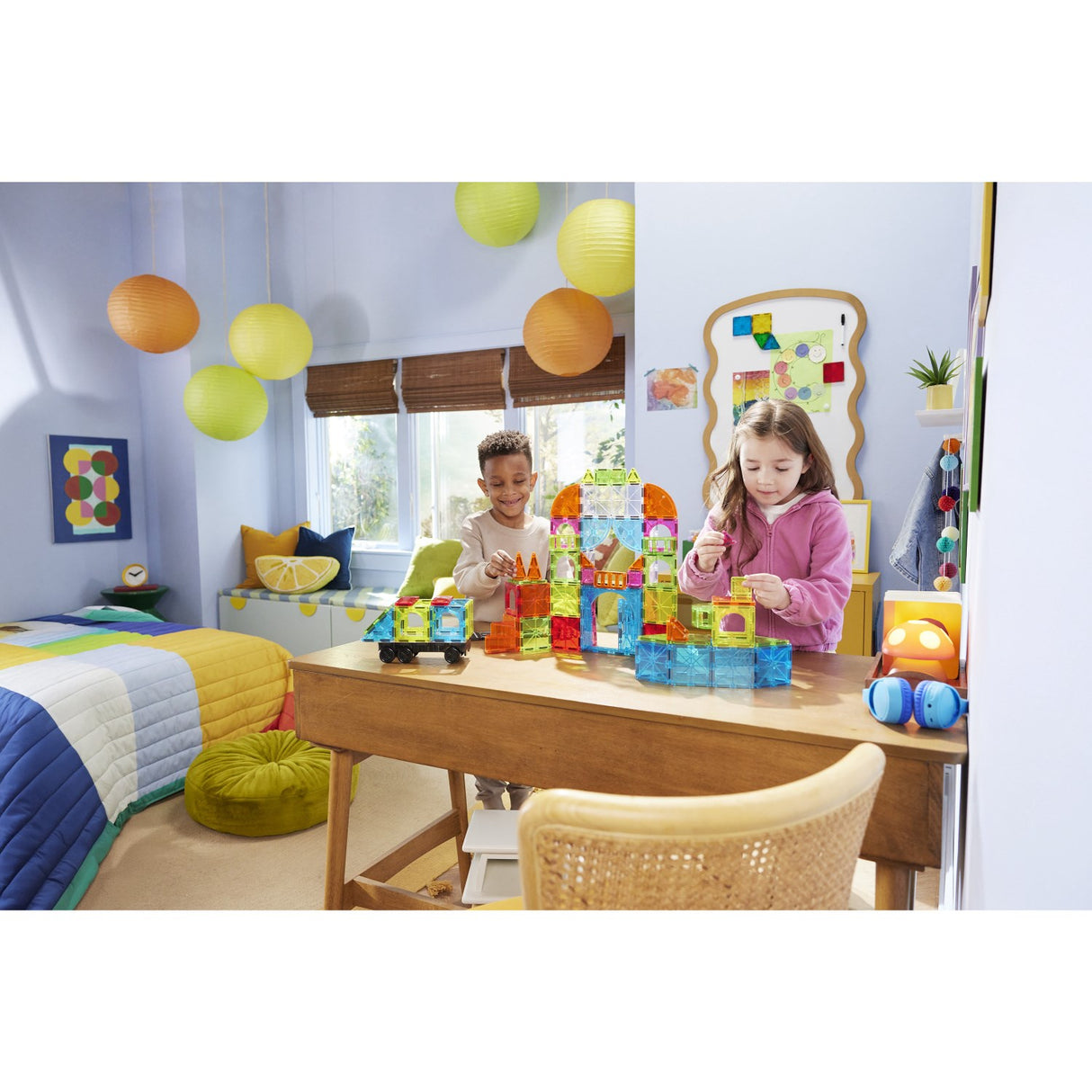 Magna-Tiles® City Center 110 Pcs