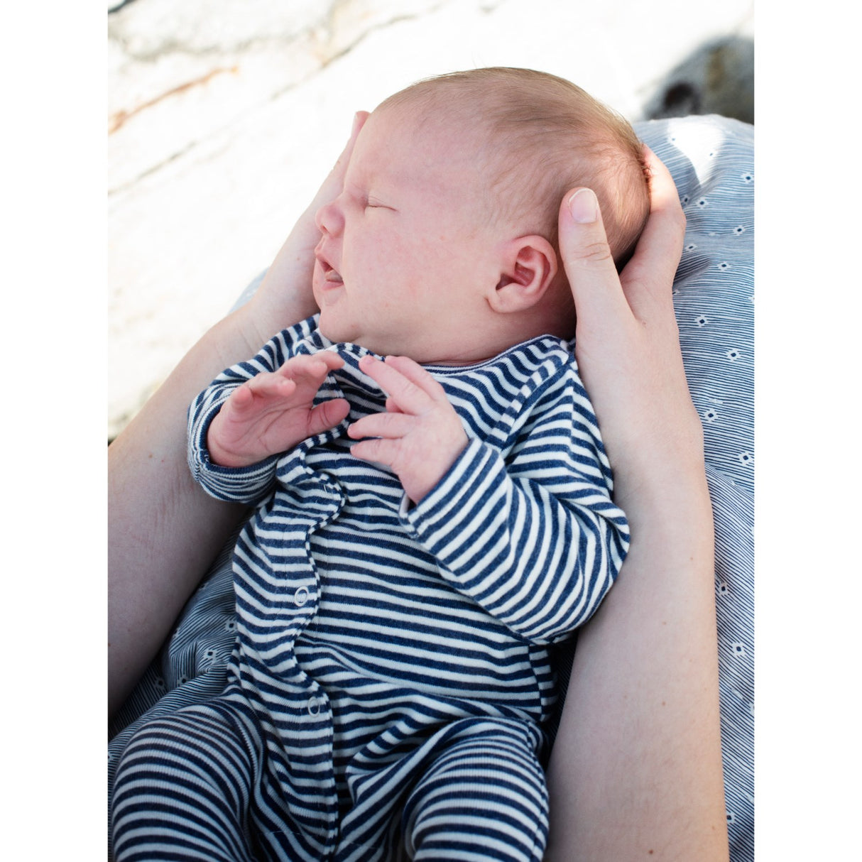 Serendipity Navy/Offwhite Newborn Stripe Dragt