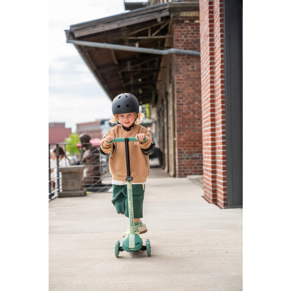 Scoot and Ride Forest Highwaykick 3S