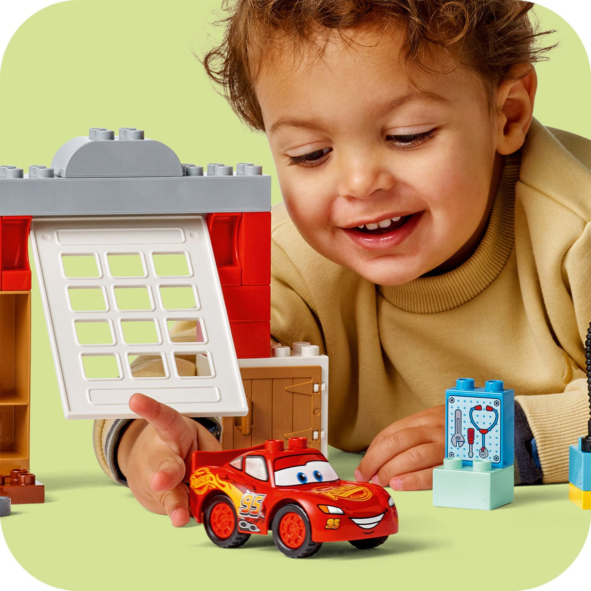 LEGO® DUPLO Disney TM - Lynet McQueens Besøg I Docs Værksted 10456