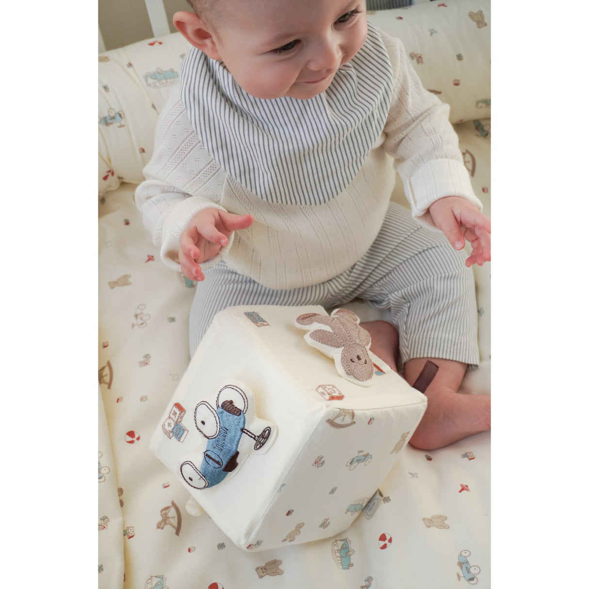 Cam Cam Copenhagen Vintage Toys Activity Cube