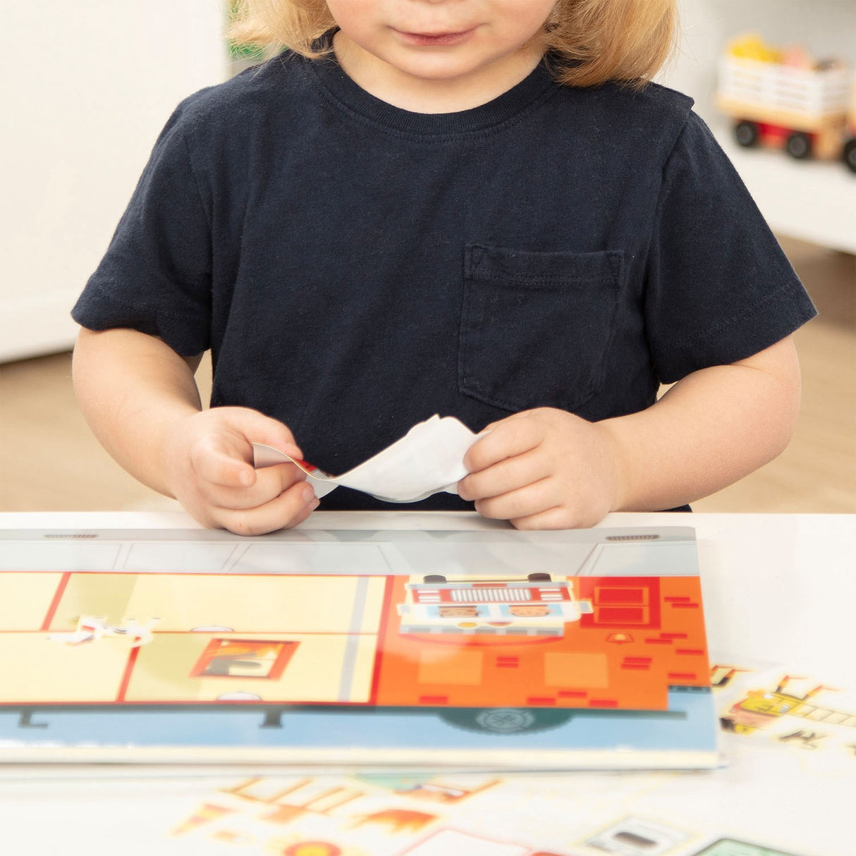 Melissa & Doug Multifarvet Reusable Sticker Pad My Town