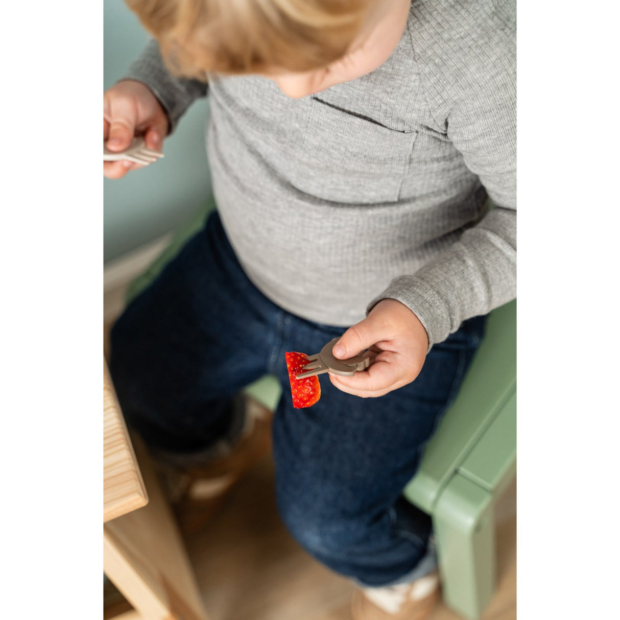 DonebyDeer Sand Tiny Trails Tiny Lunch Æske Med Snack Picks