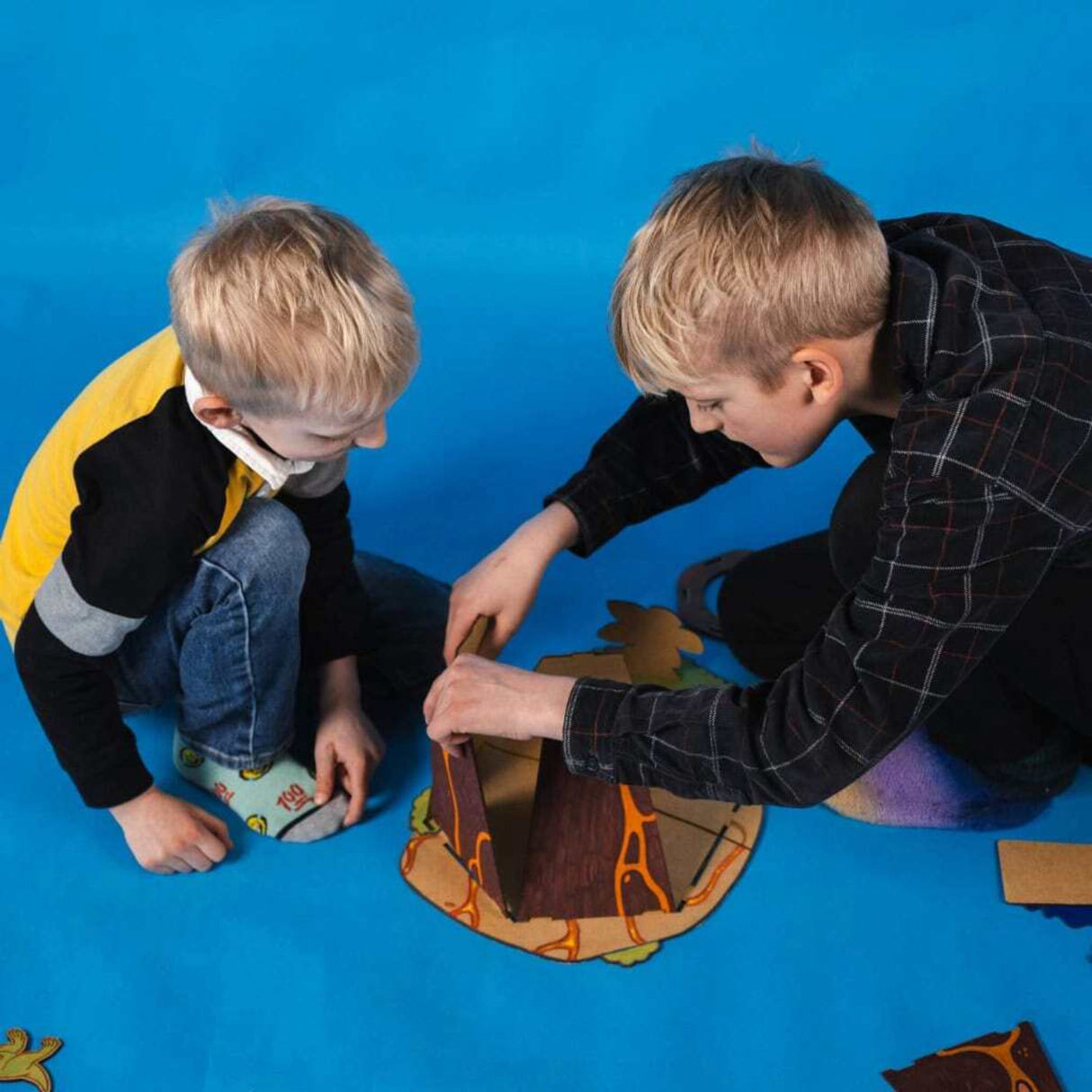 Crateit Dinosaur Wooden Legetøj Volcano Escape