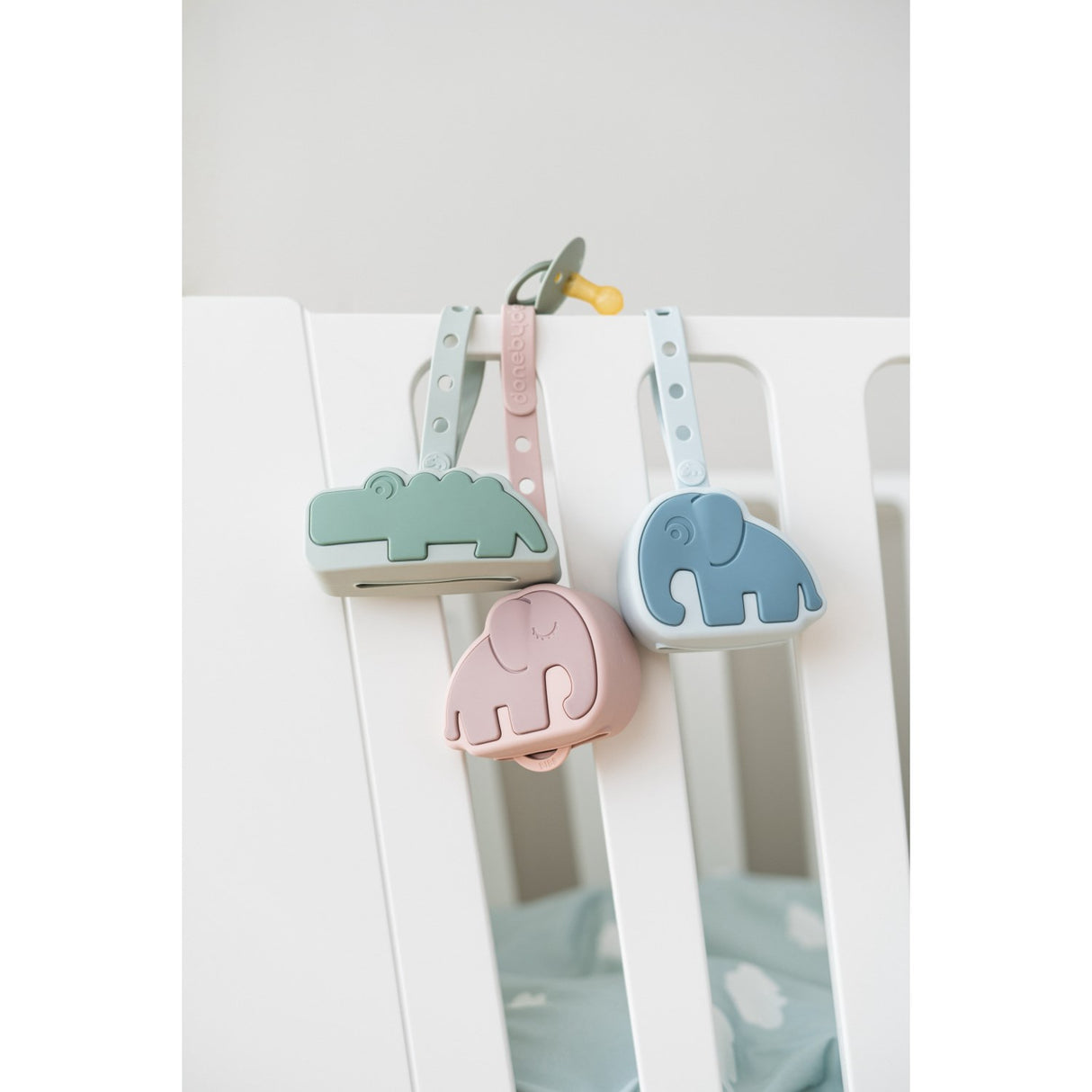 DonebyDeer Green Choco Silikone Sutteholder