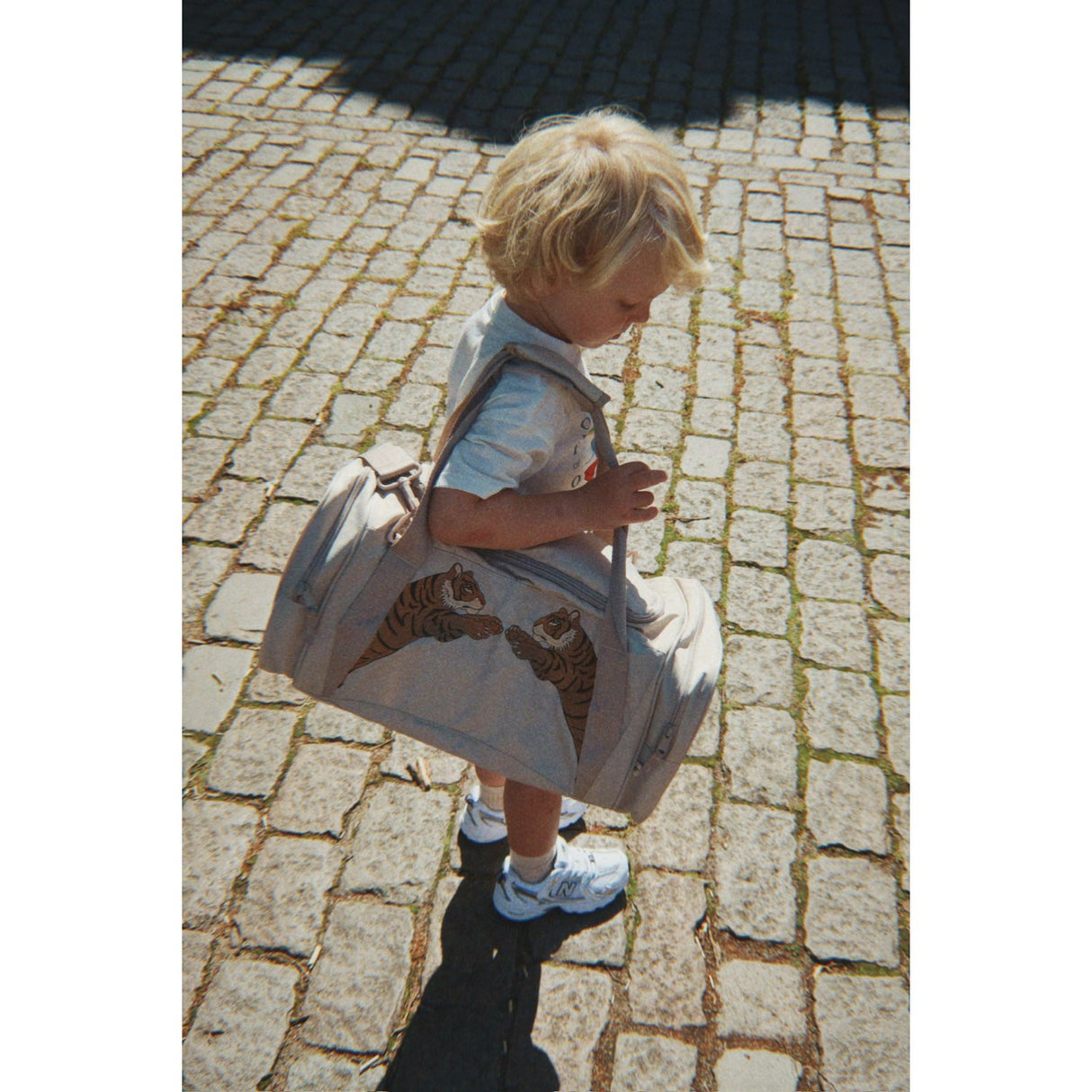 Konges Sløjd Feather Gray Kids Weekend Taske