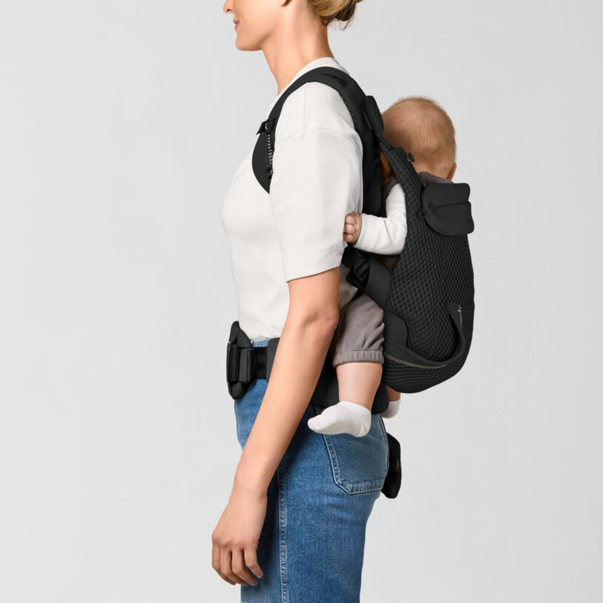Cybex Laya Bæresele Magic Black