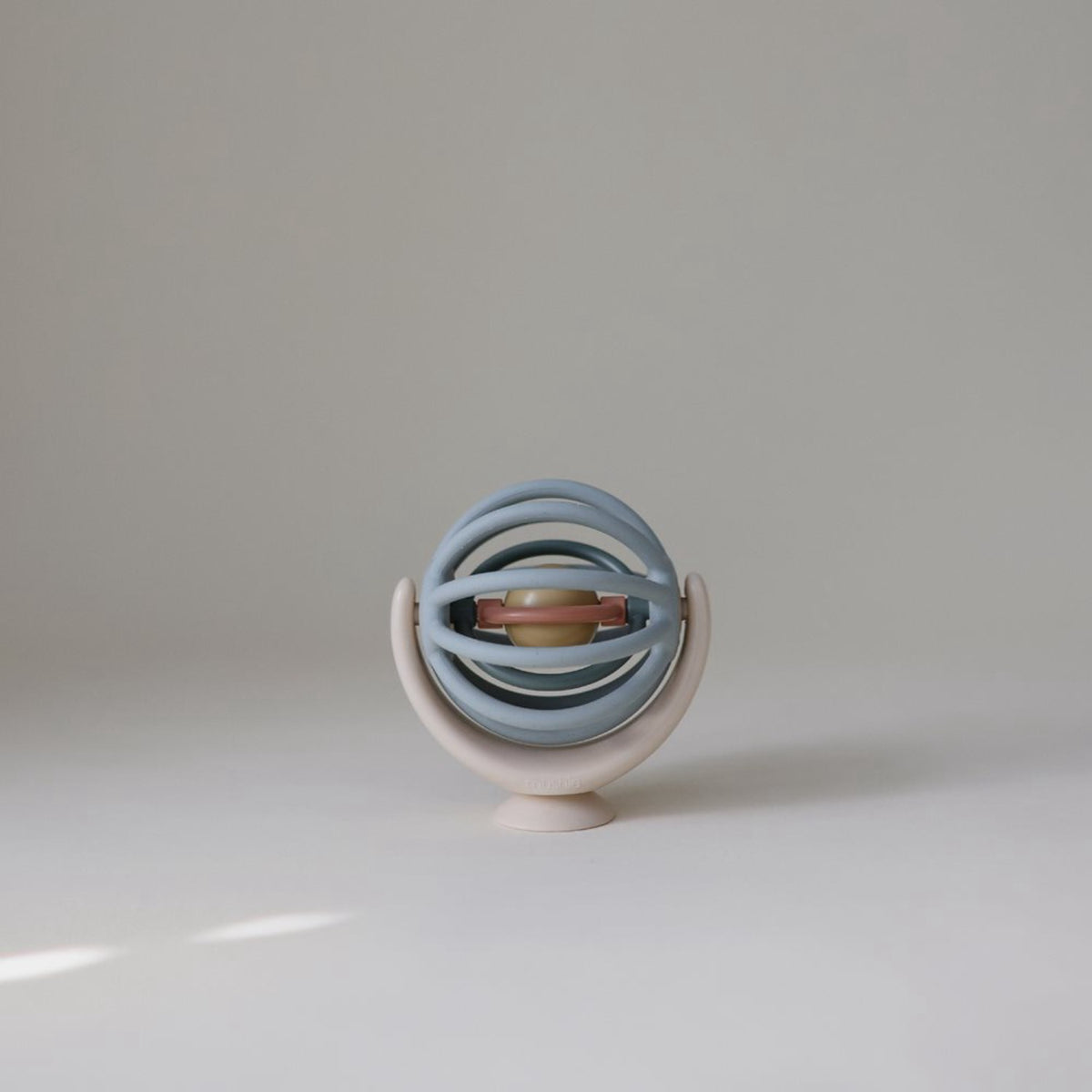 Mushie Ball Mushie Suction Spinner Bold