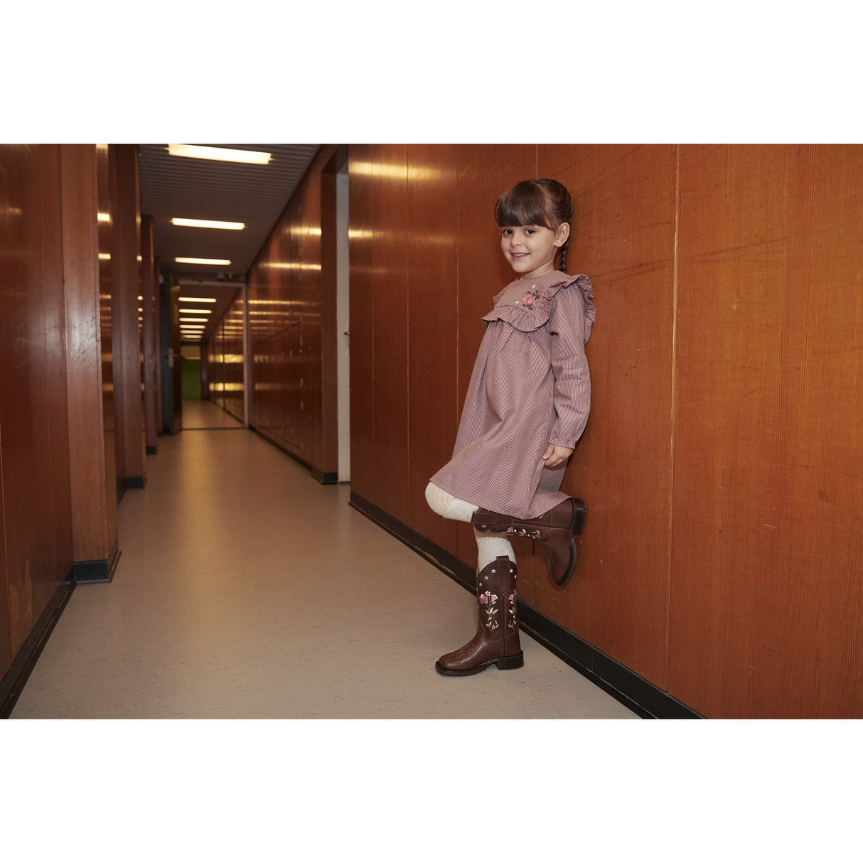 COPENHAGEN COLORS Winter Rose Check Comb Long-Sleeved Kjole Med All-Over Embroidery