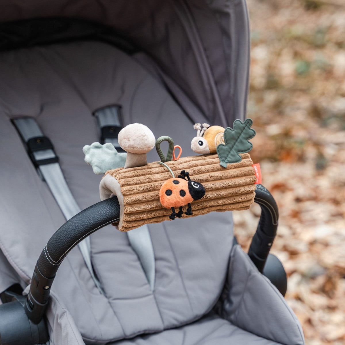 DonebyDeer Colour Mix Tiny Trails Stroller Activity Legetøj