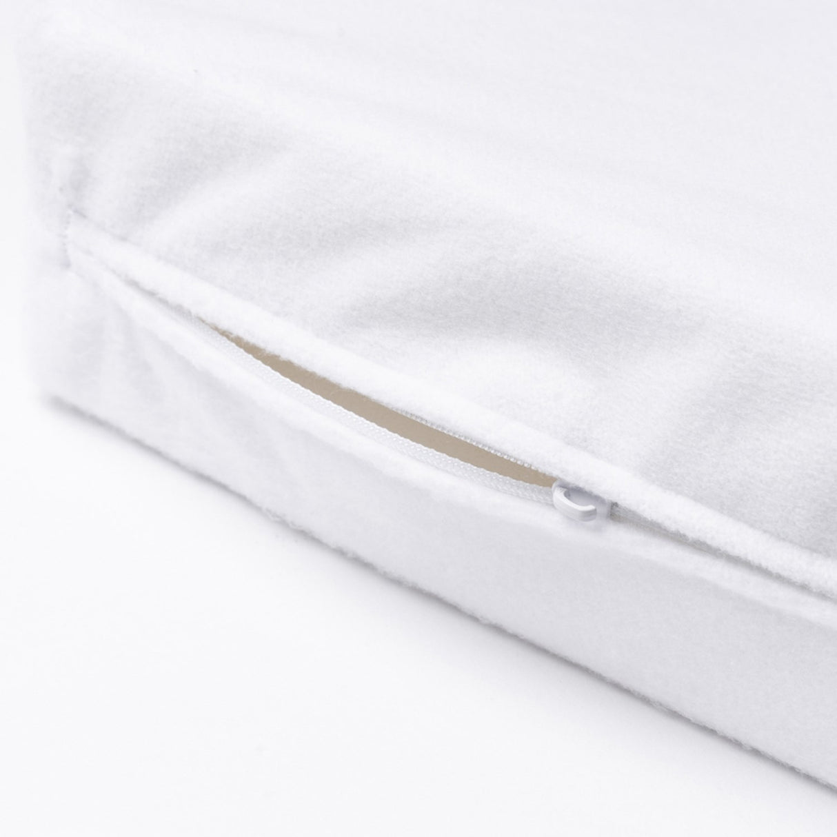 Doomoo White Wide Wedge Support Pude