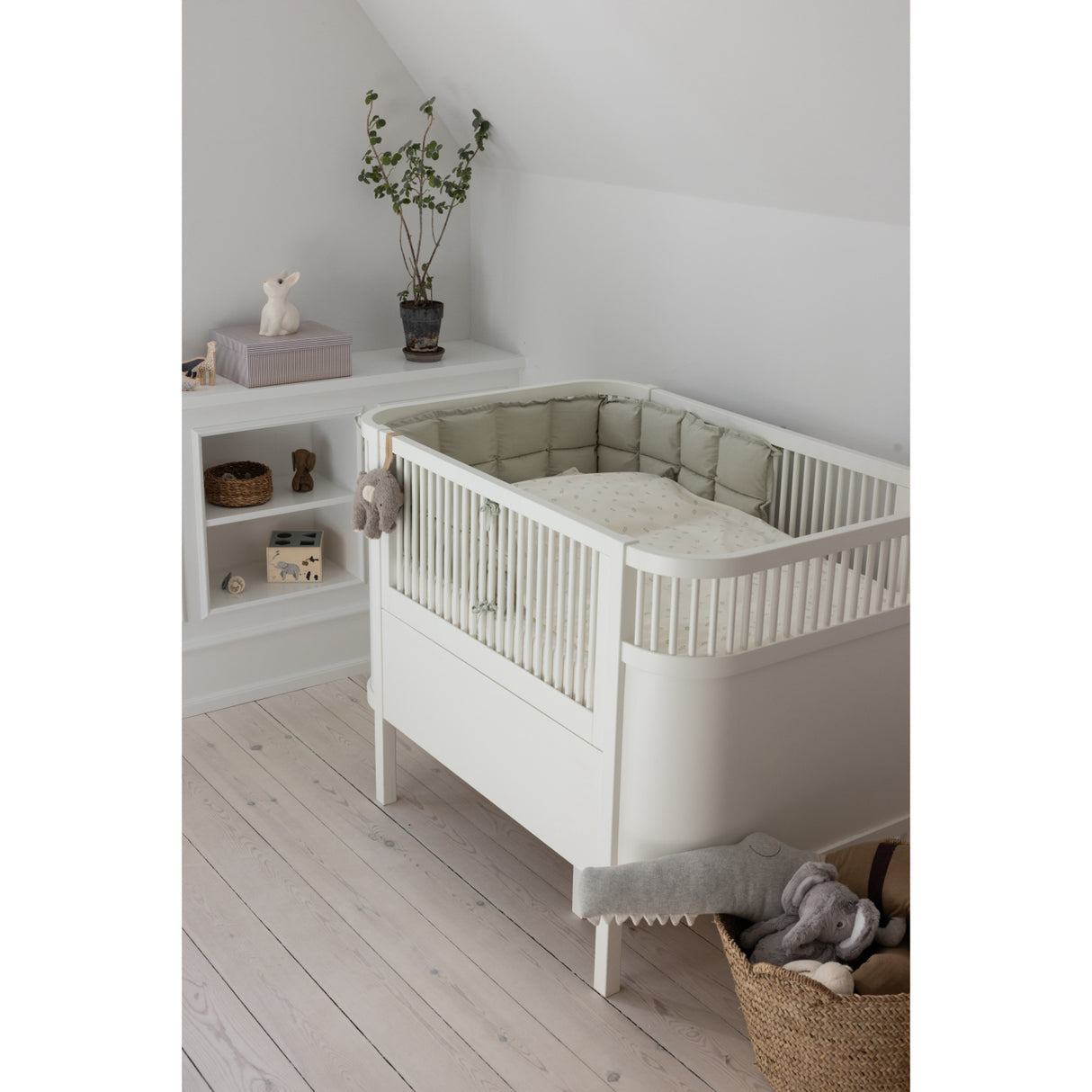 Sebra Mist Green Baby Sengerand Kapok Halv Længde