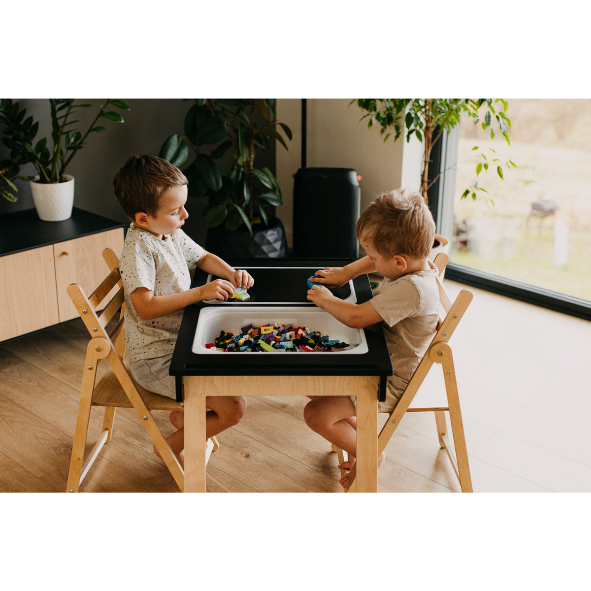 Duck Woodworks Black Sensory Bord Med 2 Boxes Included