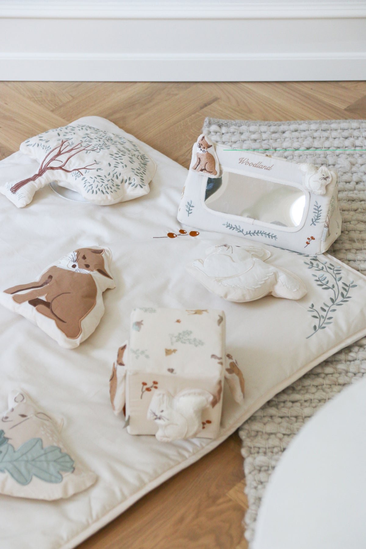 Cam Cam Copenhagen Woodland Tummy Time Spejl
