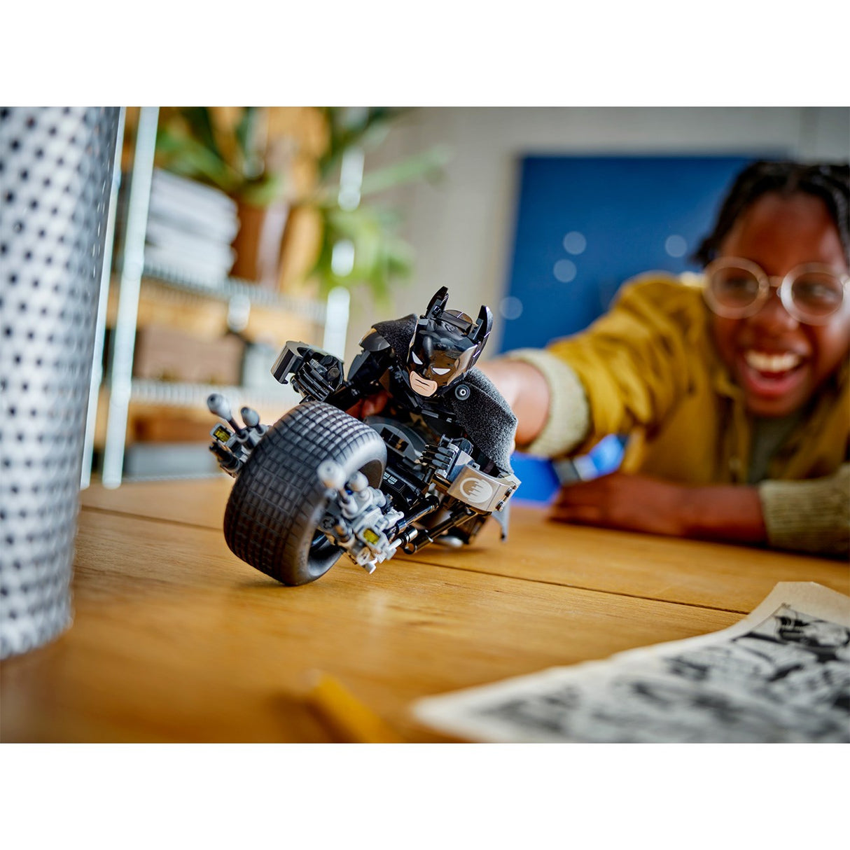LEGO® Marvel Byg selv-figur af Batman™ og Batpod-motorcyklen