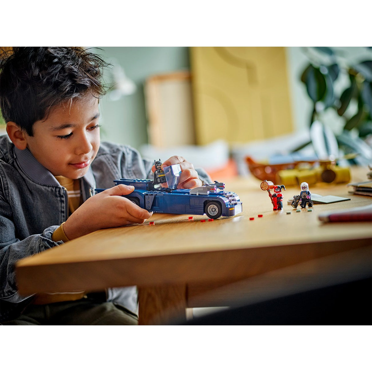 LEGO® Marvel Batman™ og Batmobile™ mod Harley Quinn™ og Mr. Freeze™