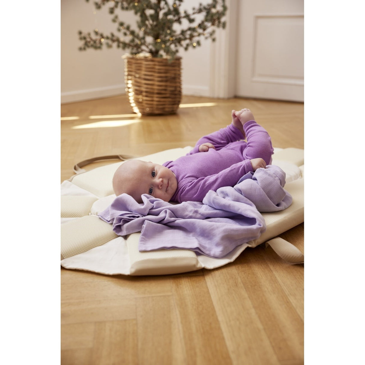 MEMBANTU Nature Babylift