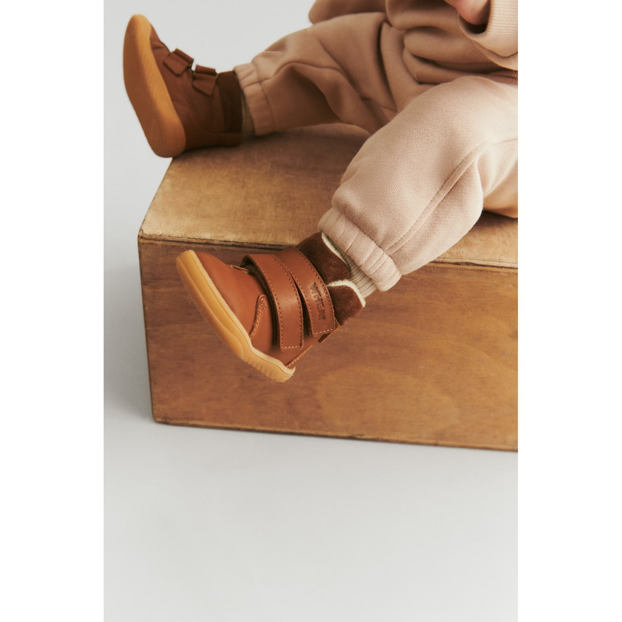 Wheat Cognac Prewalker Barry