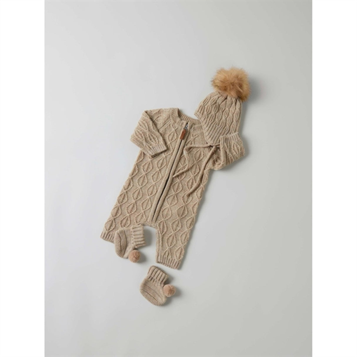 Name it White Pepper Wrilla Uld Strik Hue