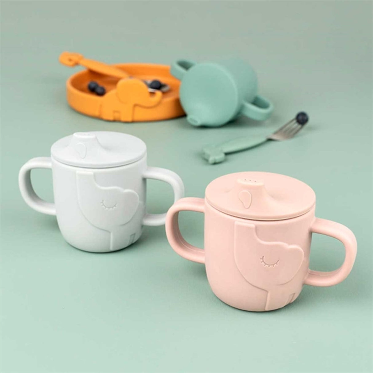 Done by Deer Peekaboo Tudkop Elphee Powder