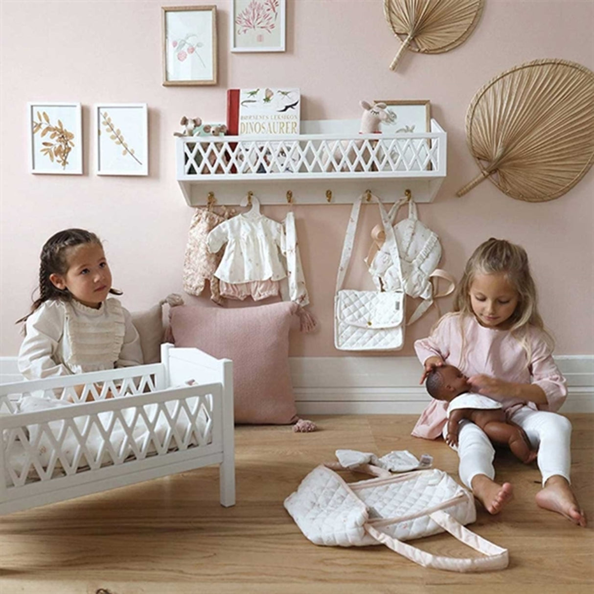 Cam Cam Copenhagen Harlequin Hylde Med Knager White