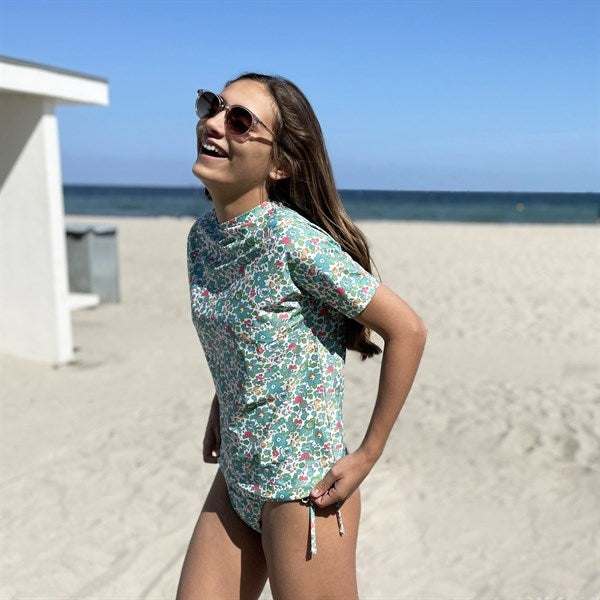 Petit Crabe Betsy D Luna Boatneck Badebluse Liberty© fabric