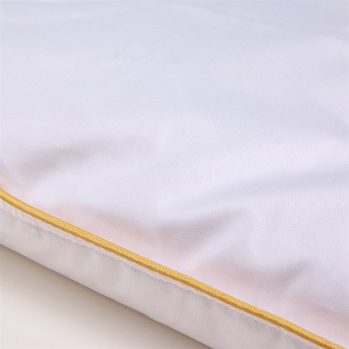 QUILTS OF DENMARK Happy Kids Junior Pude Gåsedun HØJ