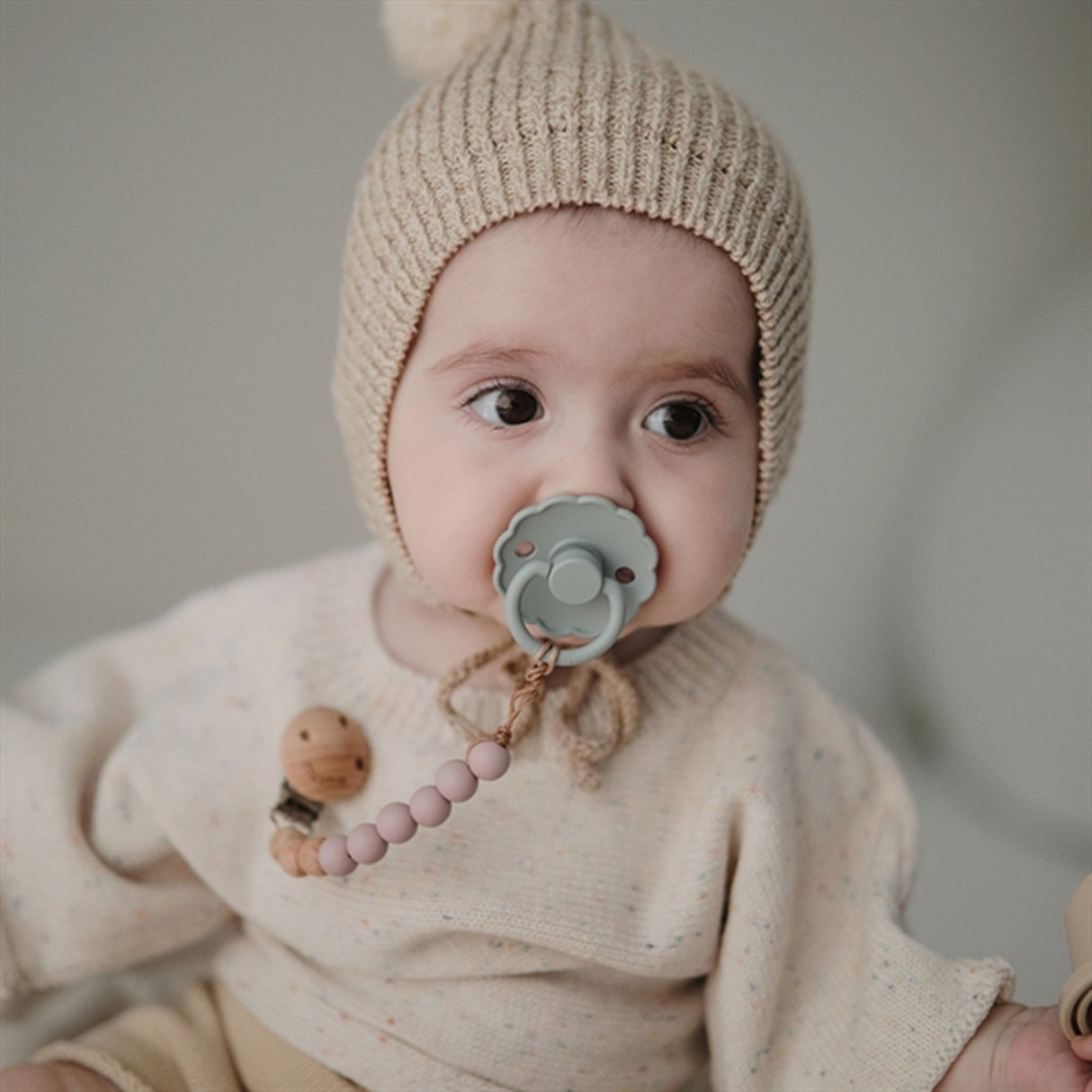 Mushie Suttekæde Eva Powder