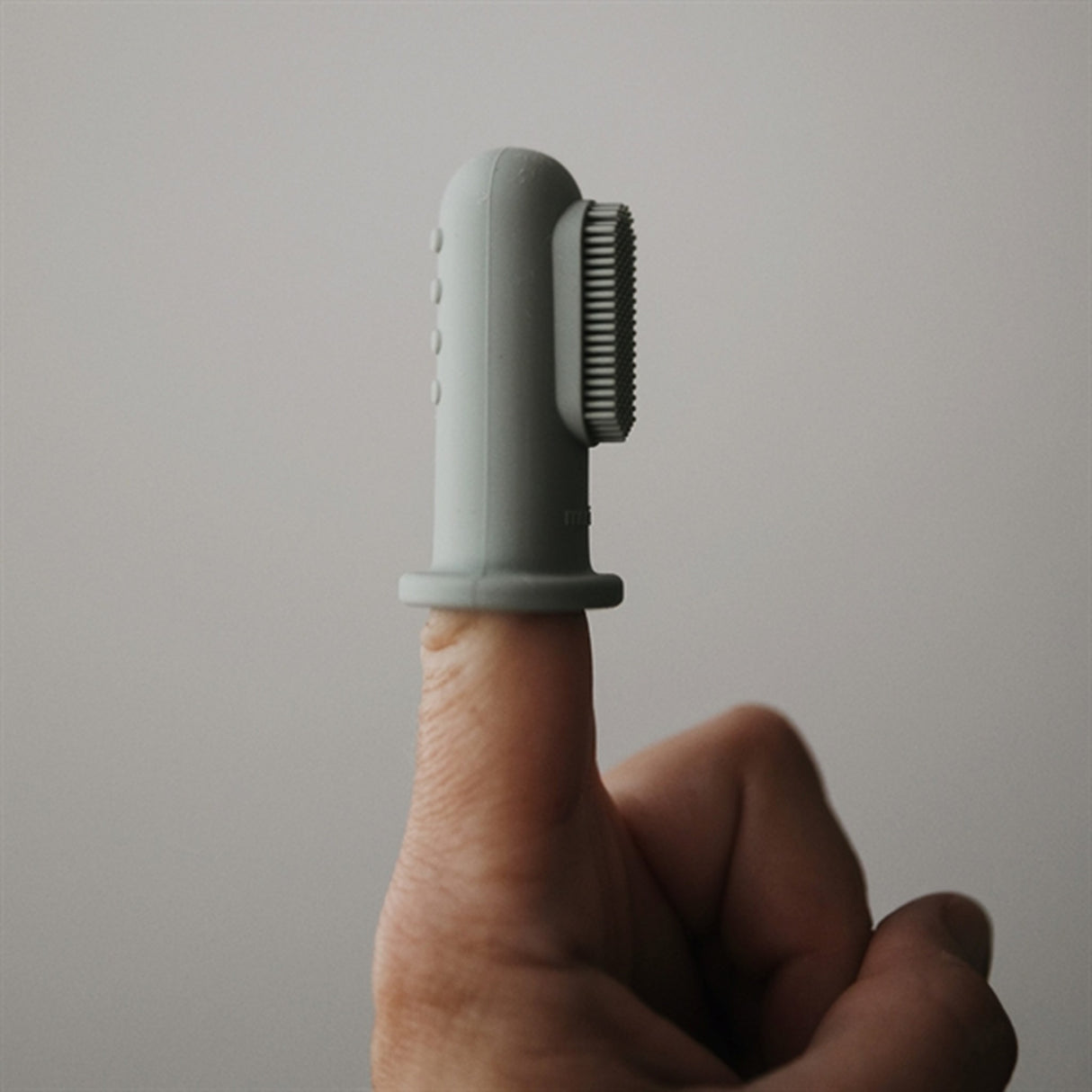 Mushie Finger Tandbørste 2-pak Cambridge Blue/Shifting Sand