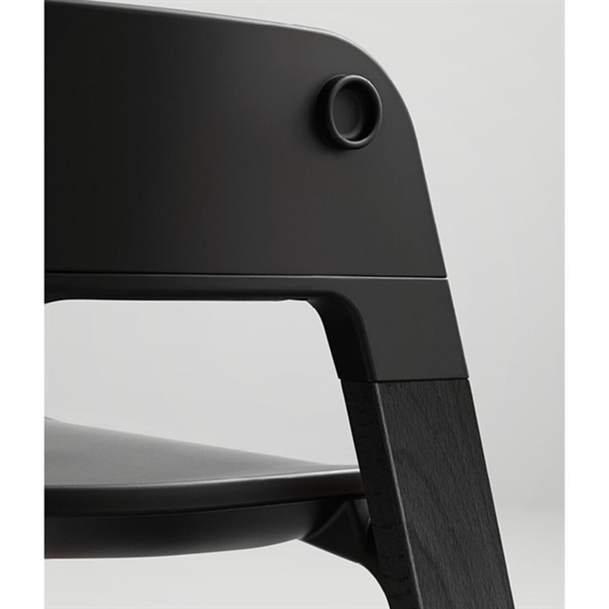 Stokke® Steps™ Chair Black inkl. Bouncer i Grey Clouds