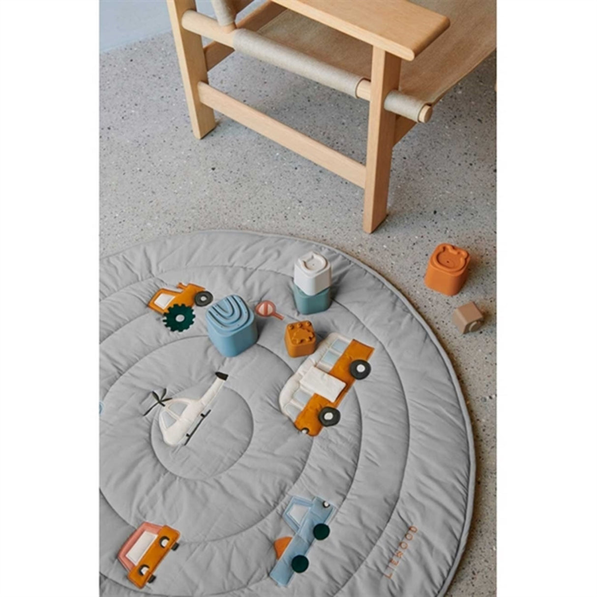 Liewood Gitta Aktivitetstæppe Vehicles Dove Blue Mix