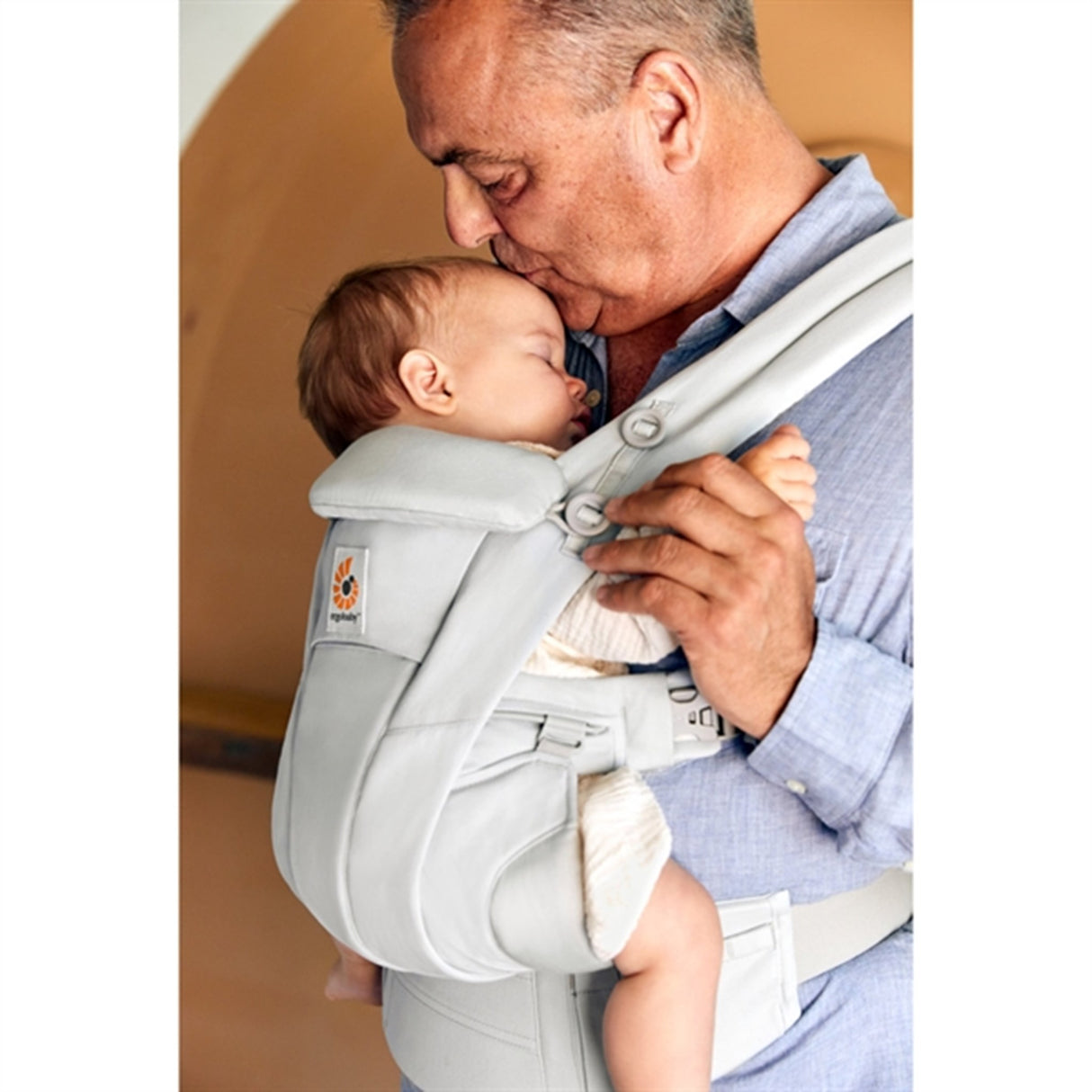 Ergobaby Omni Dream Pearl grey