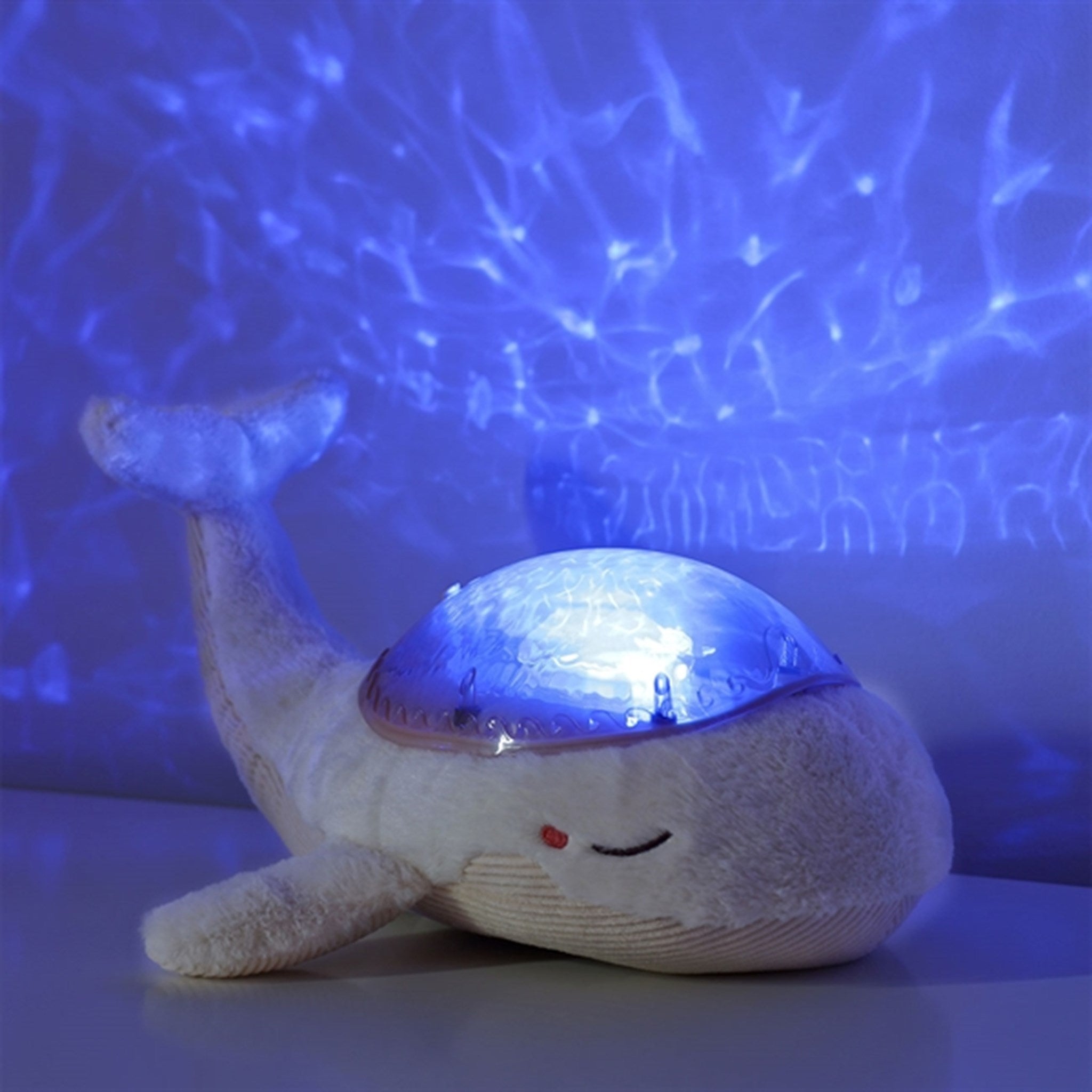 Cloud B Tranquil Whale Natlampe White 2