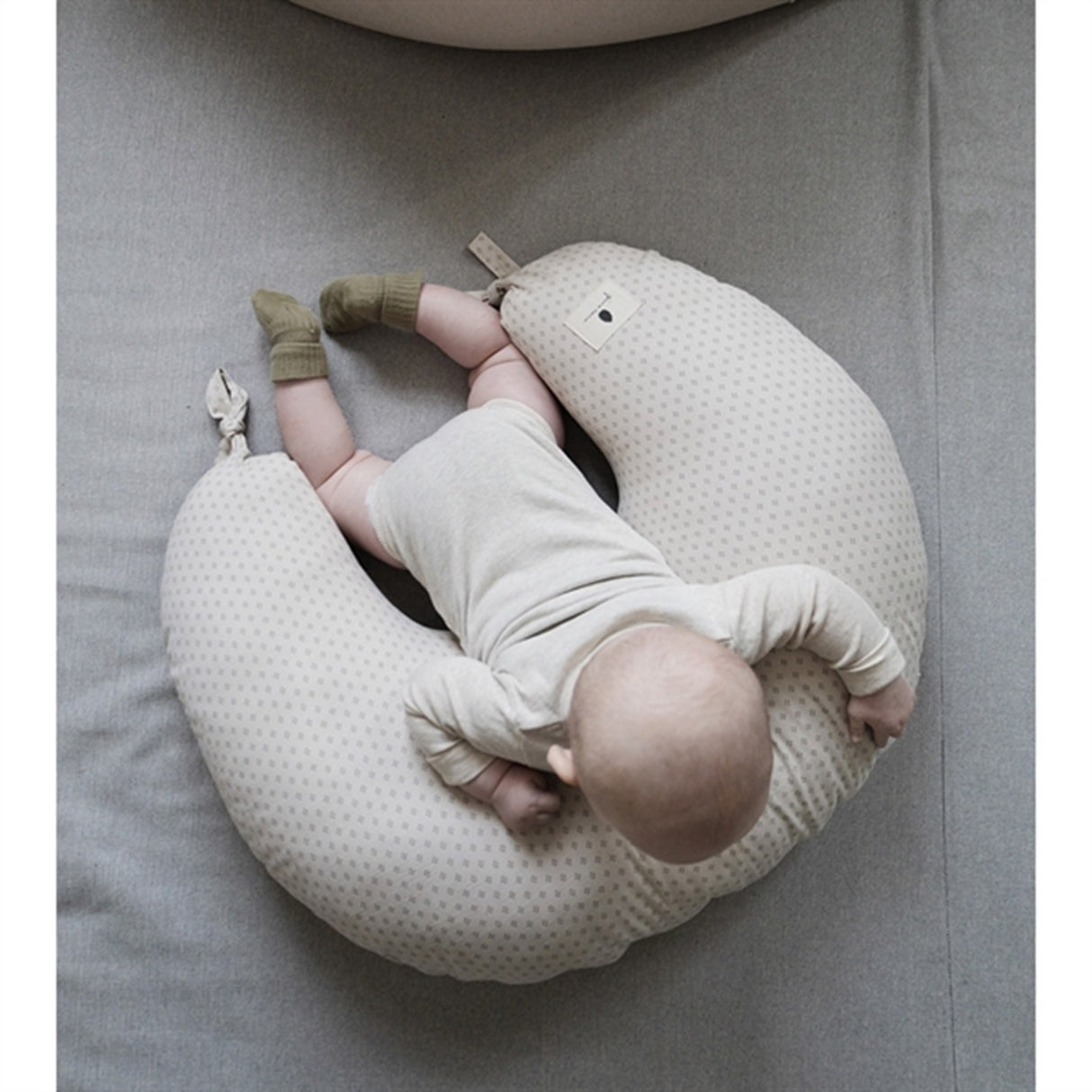 Pine Cone Ammepude Nora Natura Dot