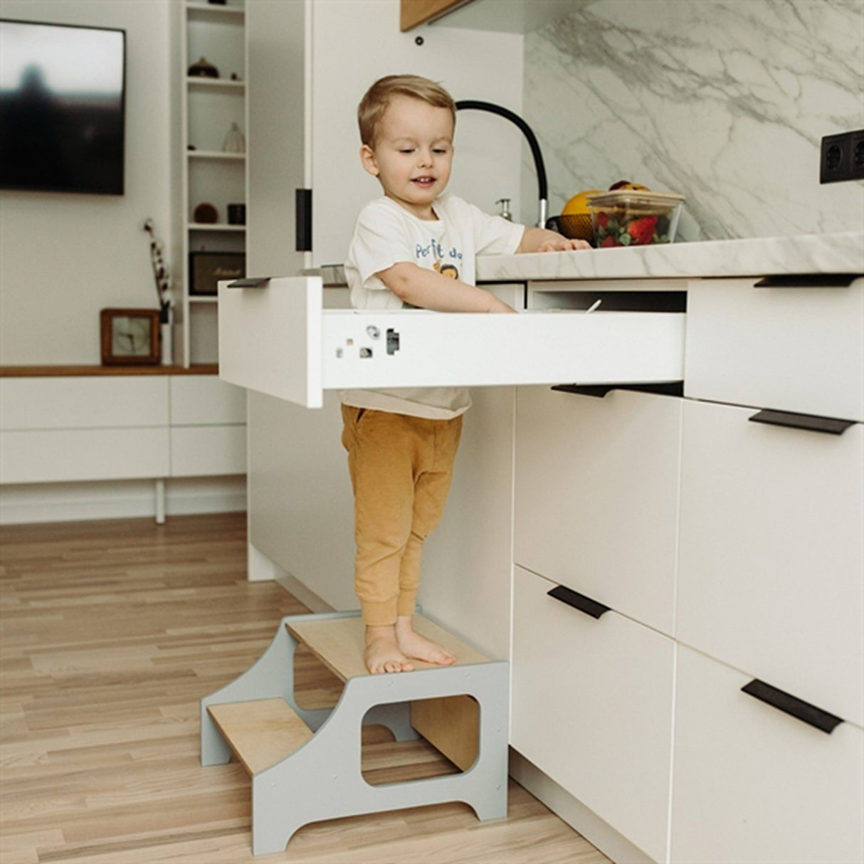 Duck Woodworks Step Stool Grey