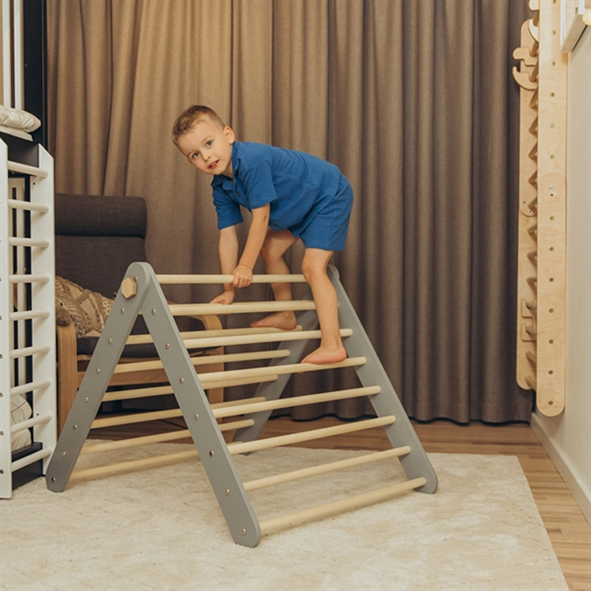 Duck Woodworks Klatretrekant Grey