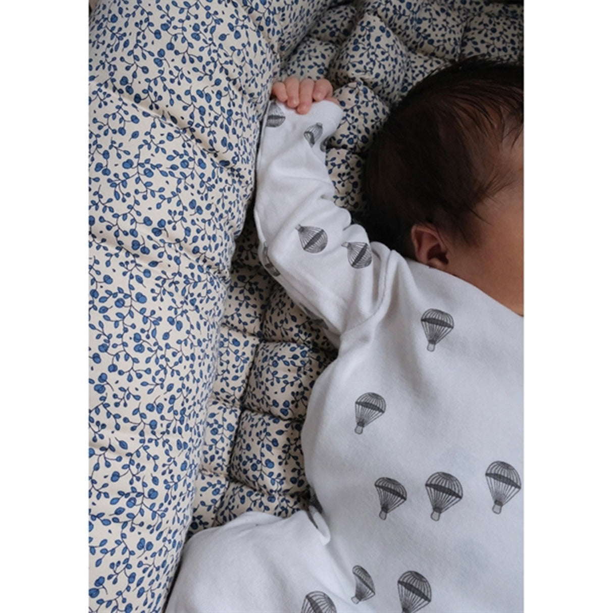 Konges Sløjd Parachute Newborn Heldragt