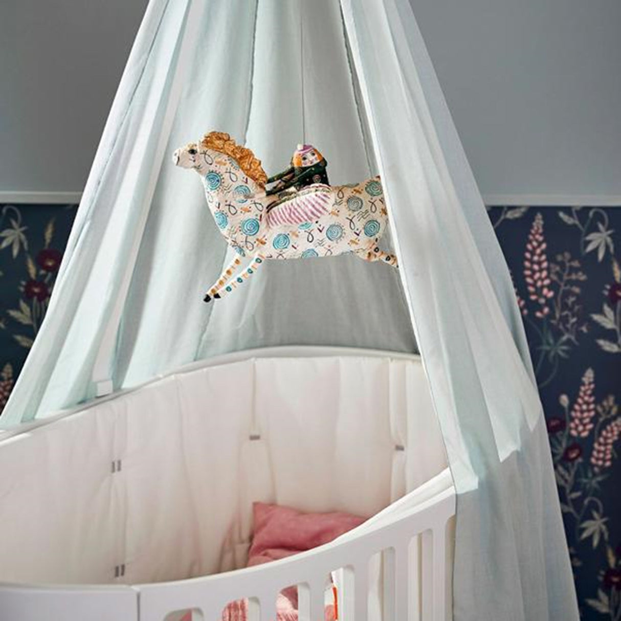 Leander Quilted Sengerand til Babyseng Snow