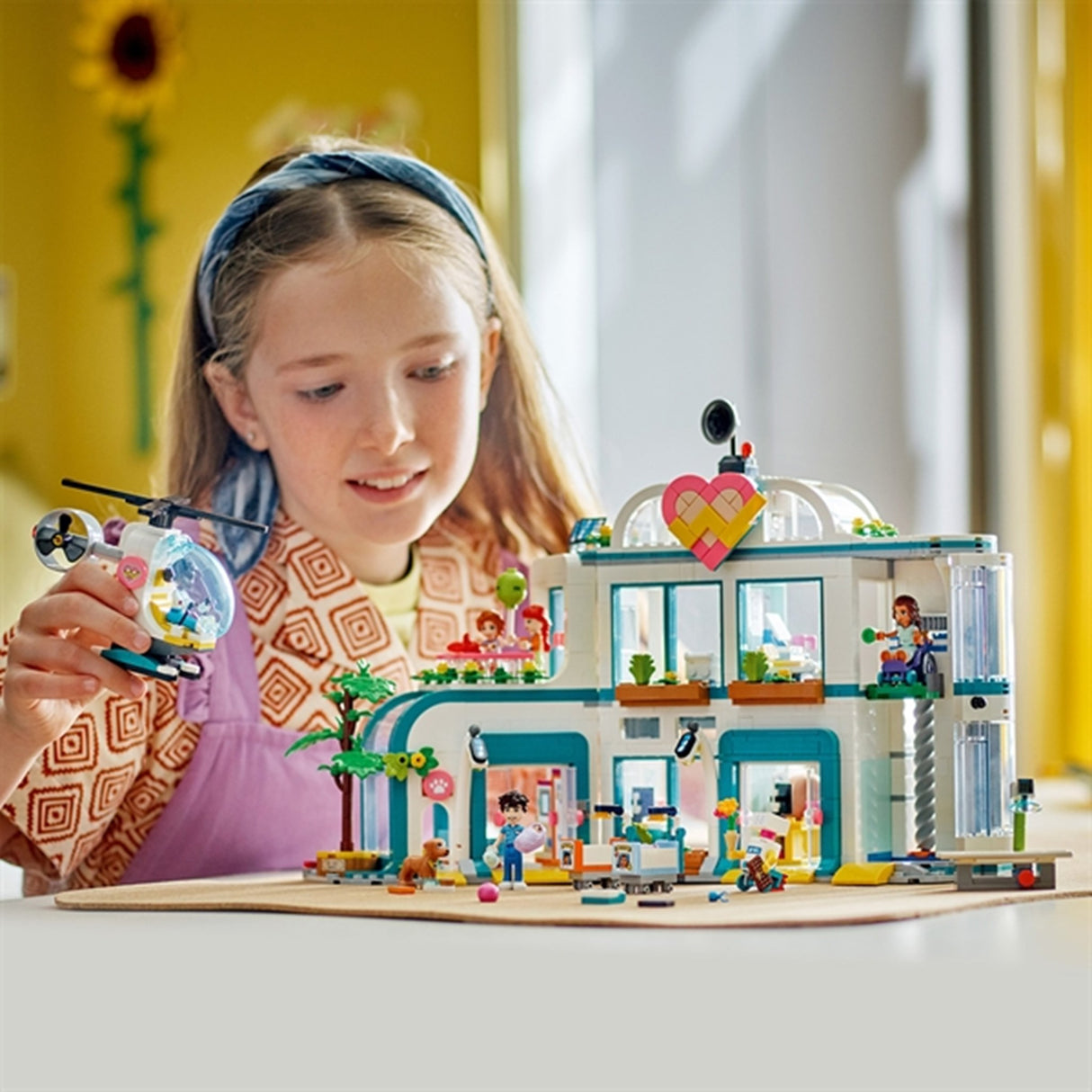 LEGO® Friends Heartlake City Hospital