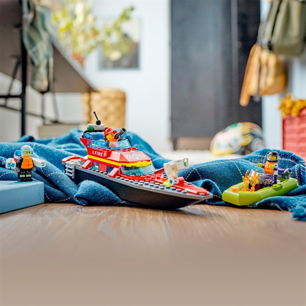 LEGO® City Brandvæsnets Redningsbåd