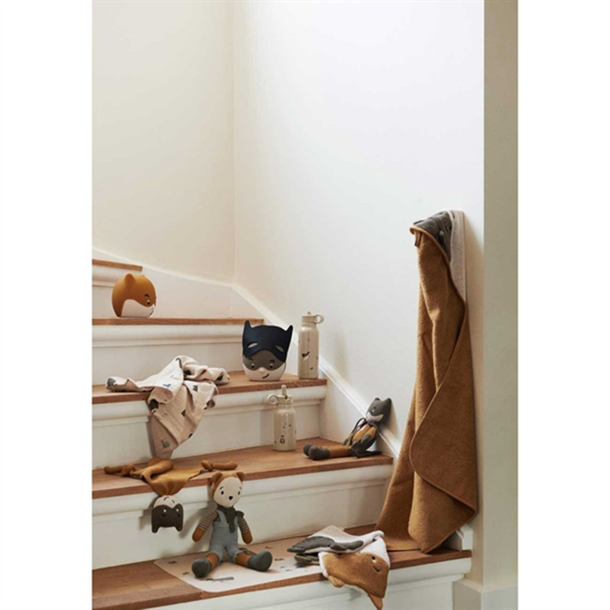 Liewood Alfie Nusseklud Superhero Golden Caramel