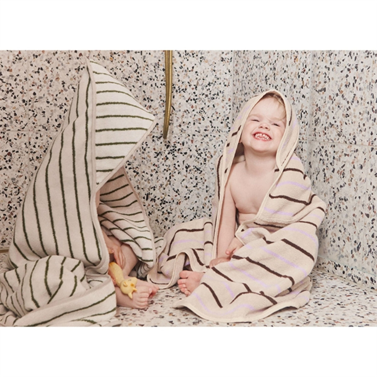 OYOY Raita Hooded Håndklæde Green / Offwhite