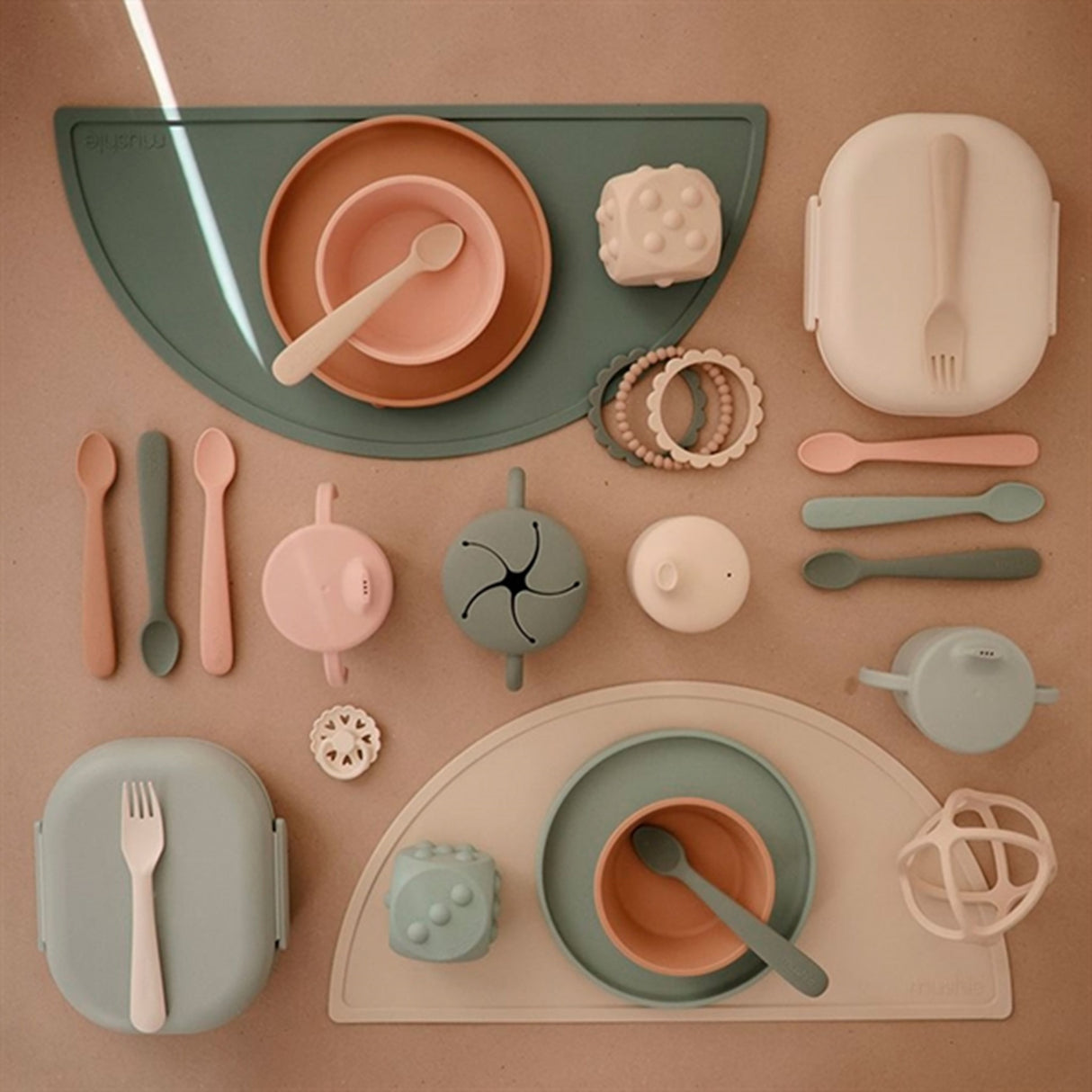 Mushie Madkasse Ivory