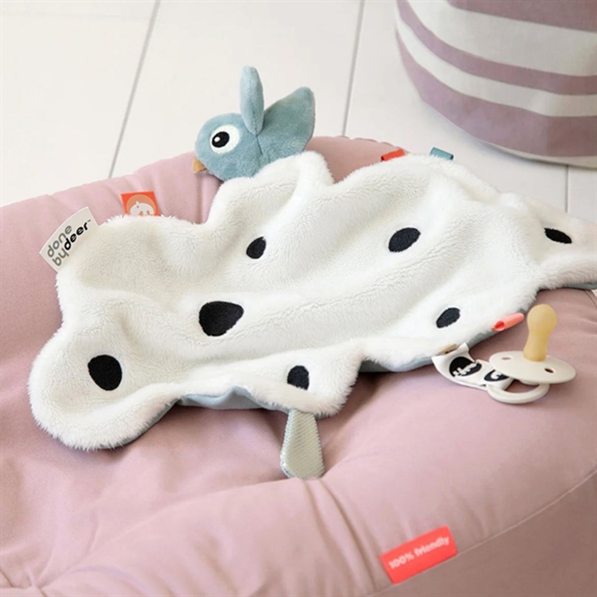 Done by Deer Nusseklud Happy Clouds Blue