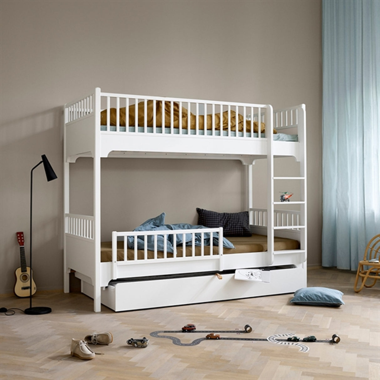 Oliver Furniture Seaside Køjeseng m. Lodret Stige