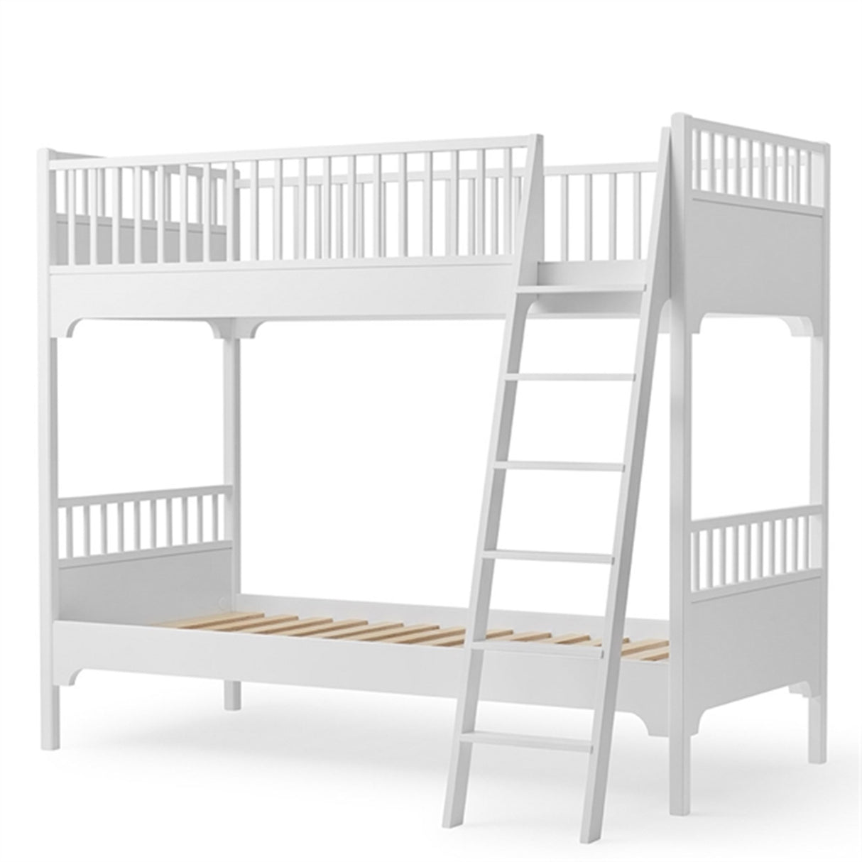 Oliver Furniture Seaside Køjeseng m. Skrå Stige