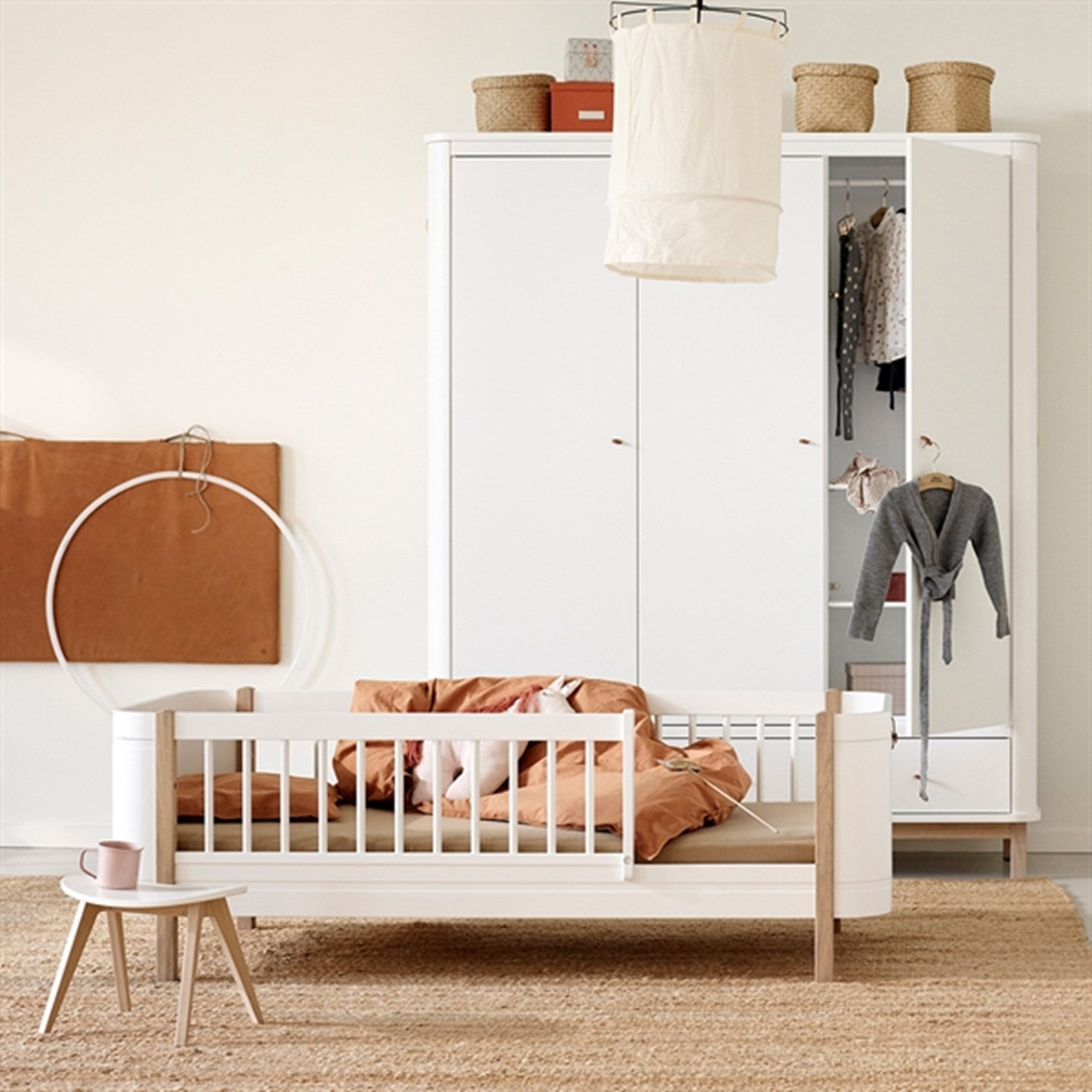 Oliver Furniture Wood Mini+ Juniorseng Hvid/Eg 4