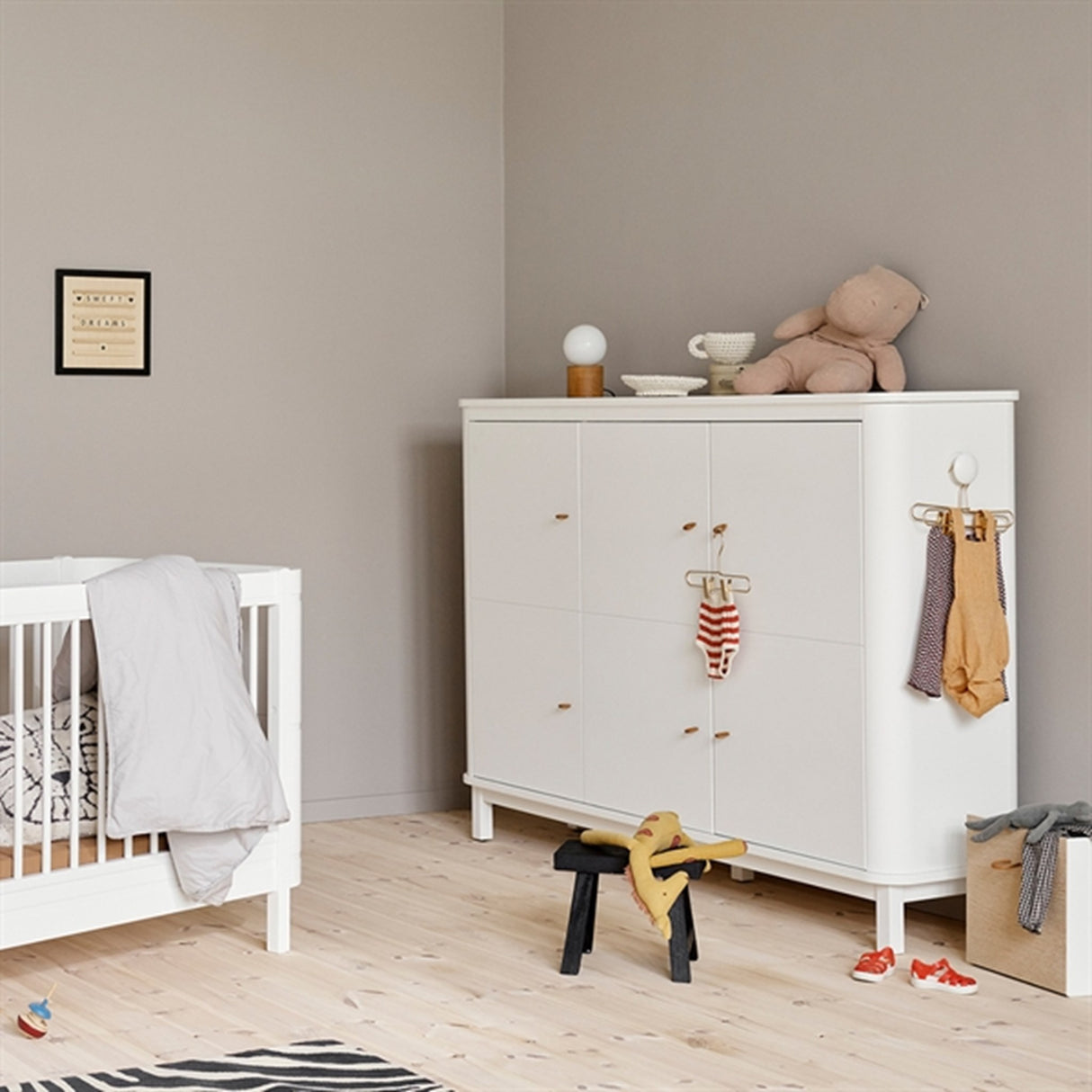 Oliver Furniture Wood Multiskab 3 Døre Hvid